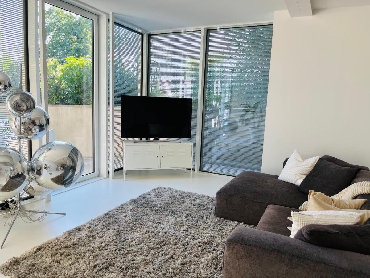 Fewo Silberberg Im Loftstil Mit Terrasse Leonberg Exterior photo